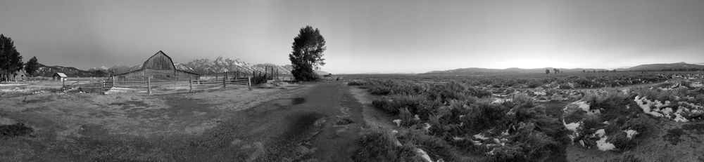 B W Gt Pano Art | Christopher Kearns Leather Art