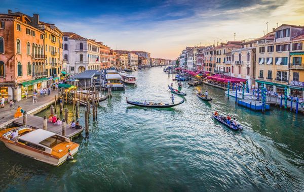 Tour Italia Collection